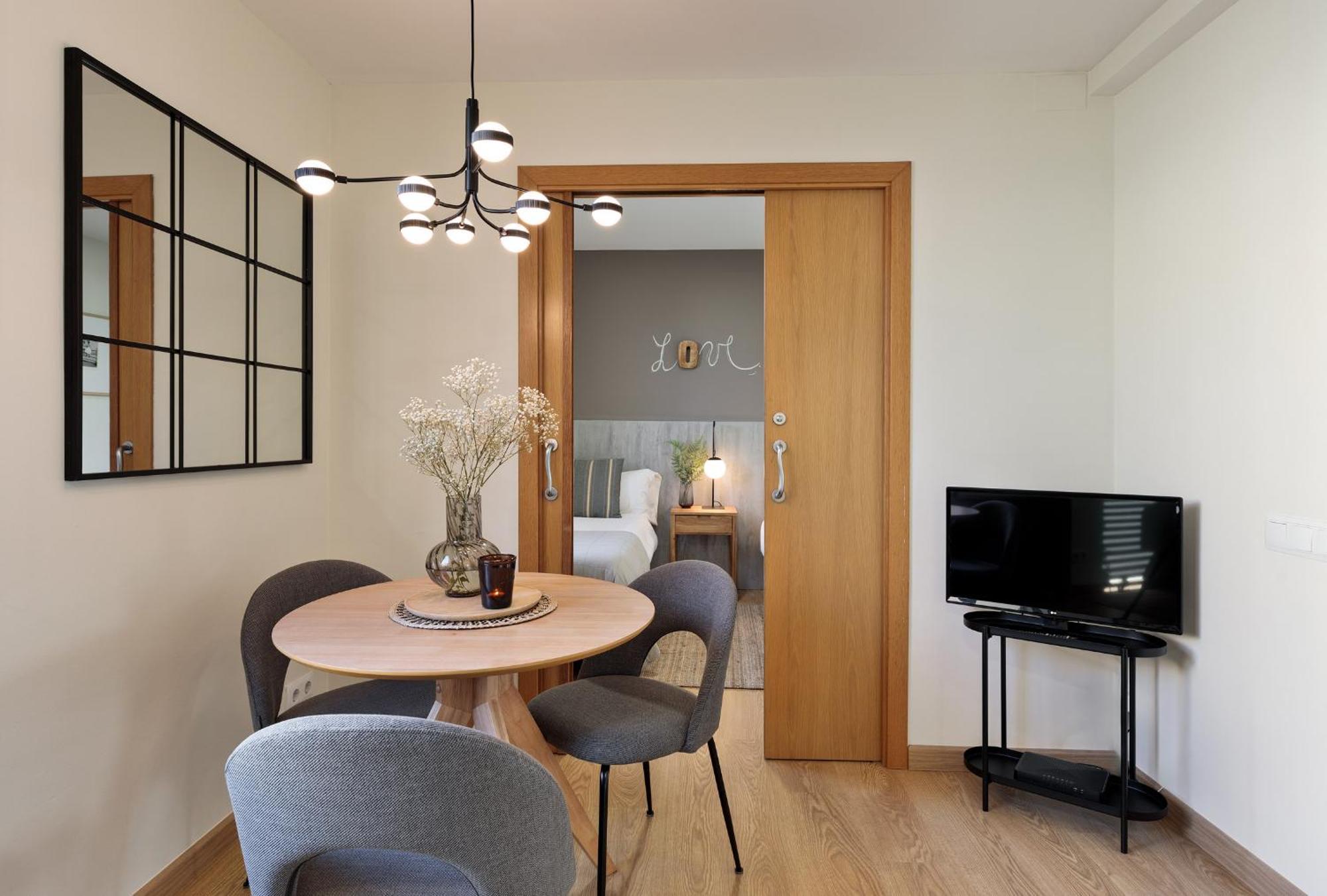 Apartments Barcelona & Home Deco Eixample ภายนอก รูปภาพ
