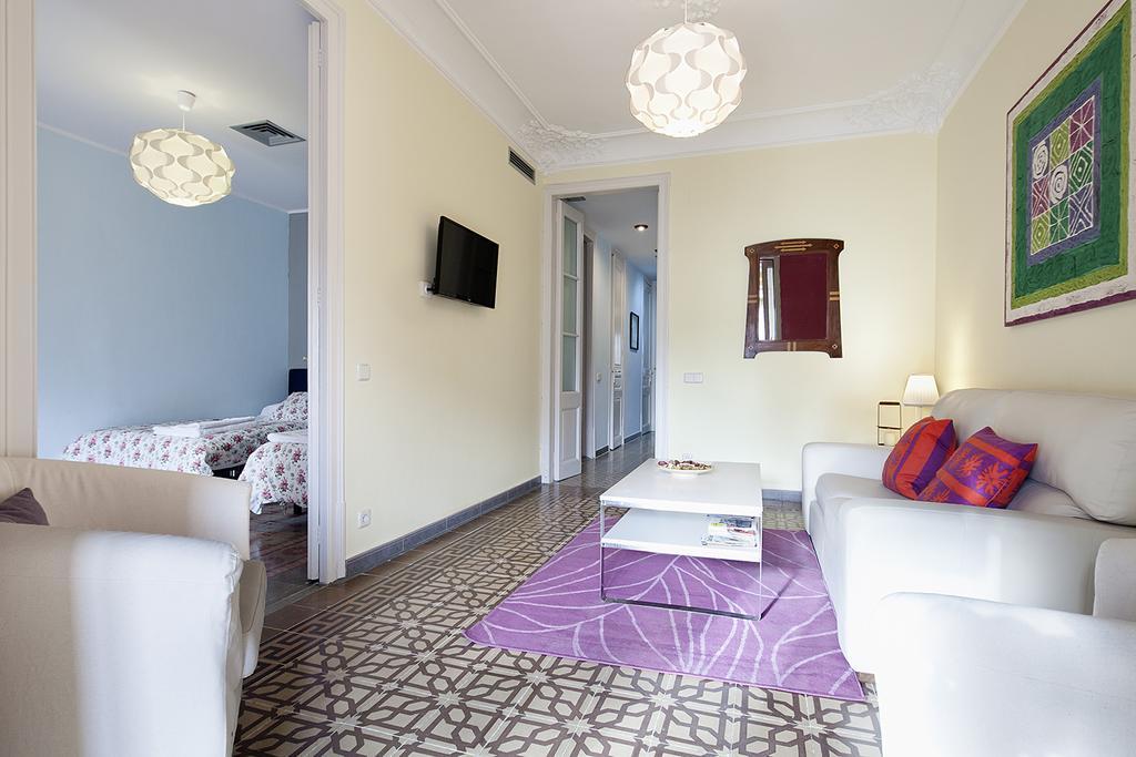 Apartments Barcelona & Home Deco Eixample ภายนอก รูปภาพ